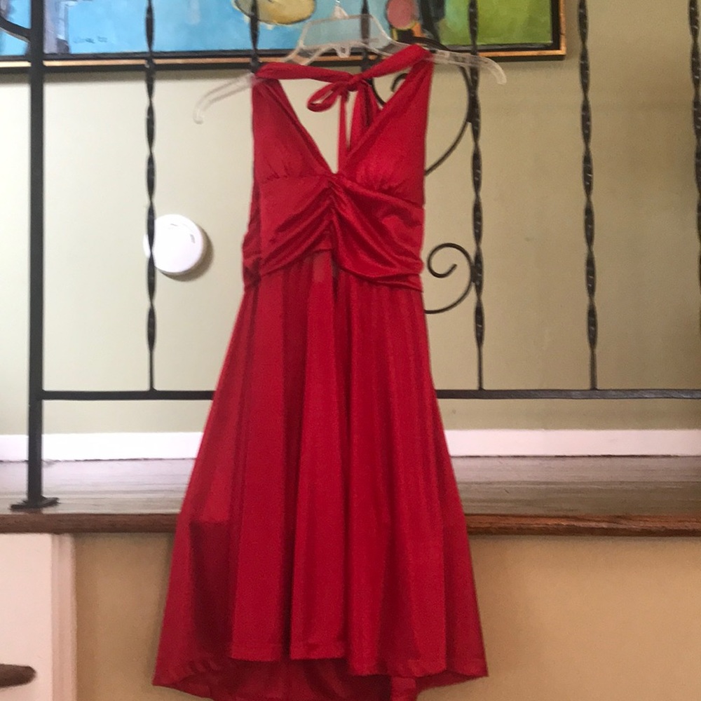 Awesome red pinup halter dress by Derek Heart ♥️